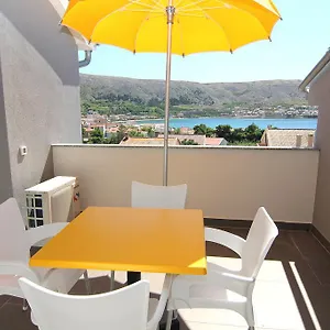 https://apartment-villa-franci.hotelinzadar.com